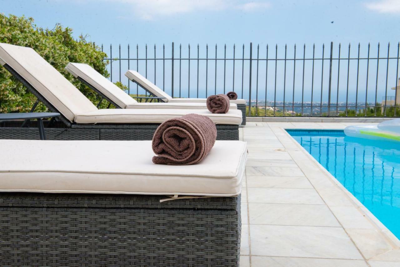 Villa Olympia Vip Dhrafi Exterior photo